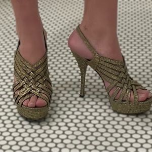 Vera Wang Lavender label gold platform Shelby heels.